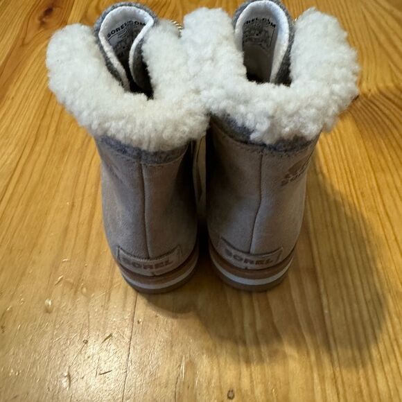 Sorel Boot Sneakchic Faux Alpine Shearling Lined Felt Suede Taupe Women’s 7 Rare - Picture 6 of 12